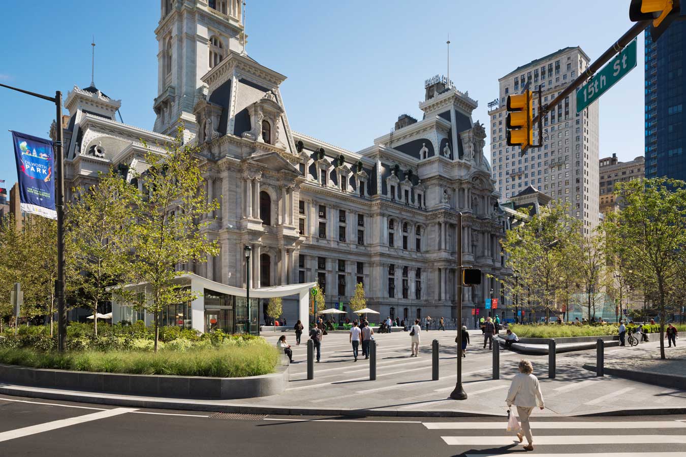 <p>In the new scheme, usable area increases by 21 percent. Multiple levels are eliminated, creating an even surface for the entire plaza, on grade with City Hall. The approach becomes more pedestrian-friendly, and a ring of trees at the periphery defines a boundary to create an oasis within the busy center of the city. <br><small>&copy; James Ewing Photography</small></p>