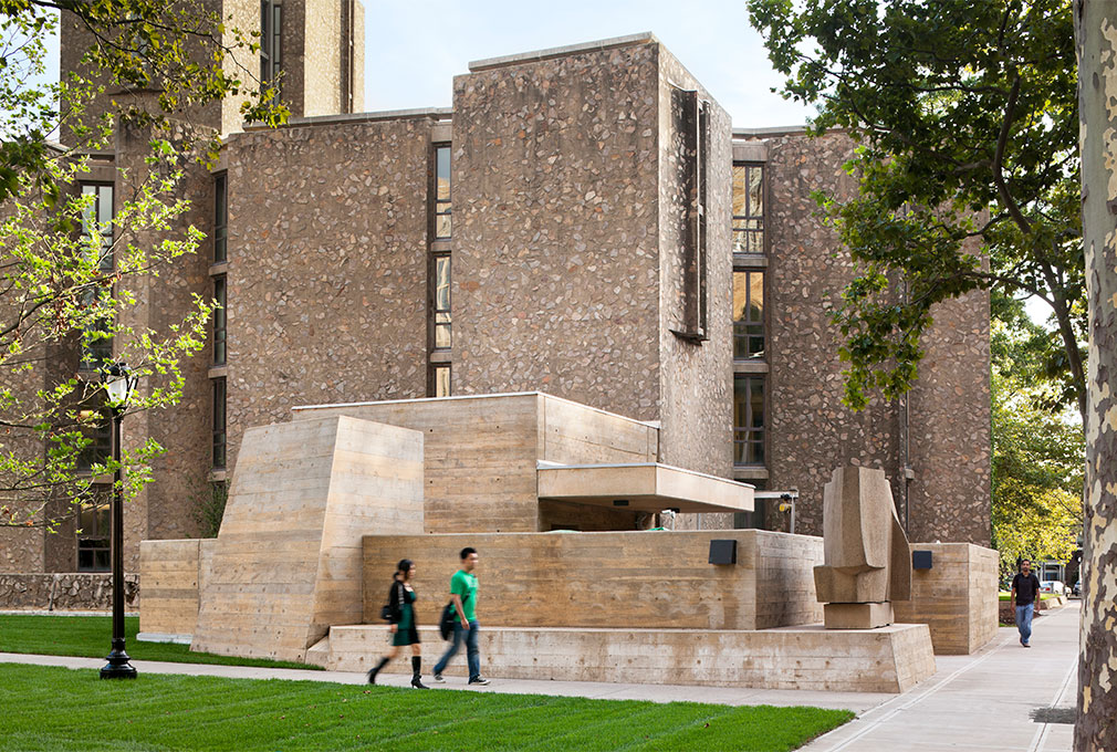 Morse and Ezra Stiles Residential Colleges