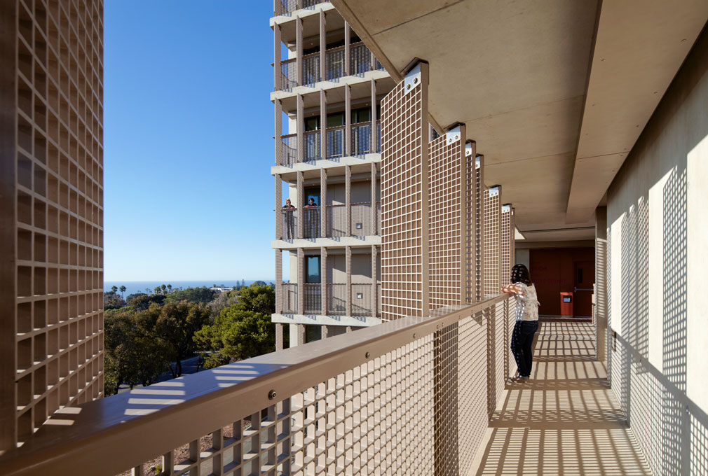 Charles David Keeling Apartments