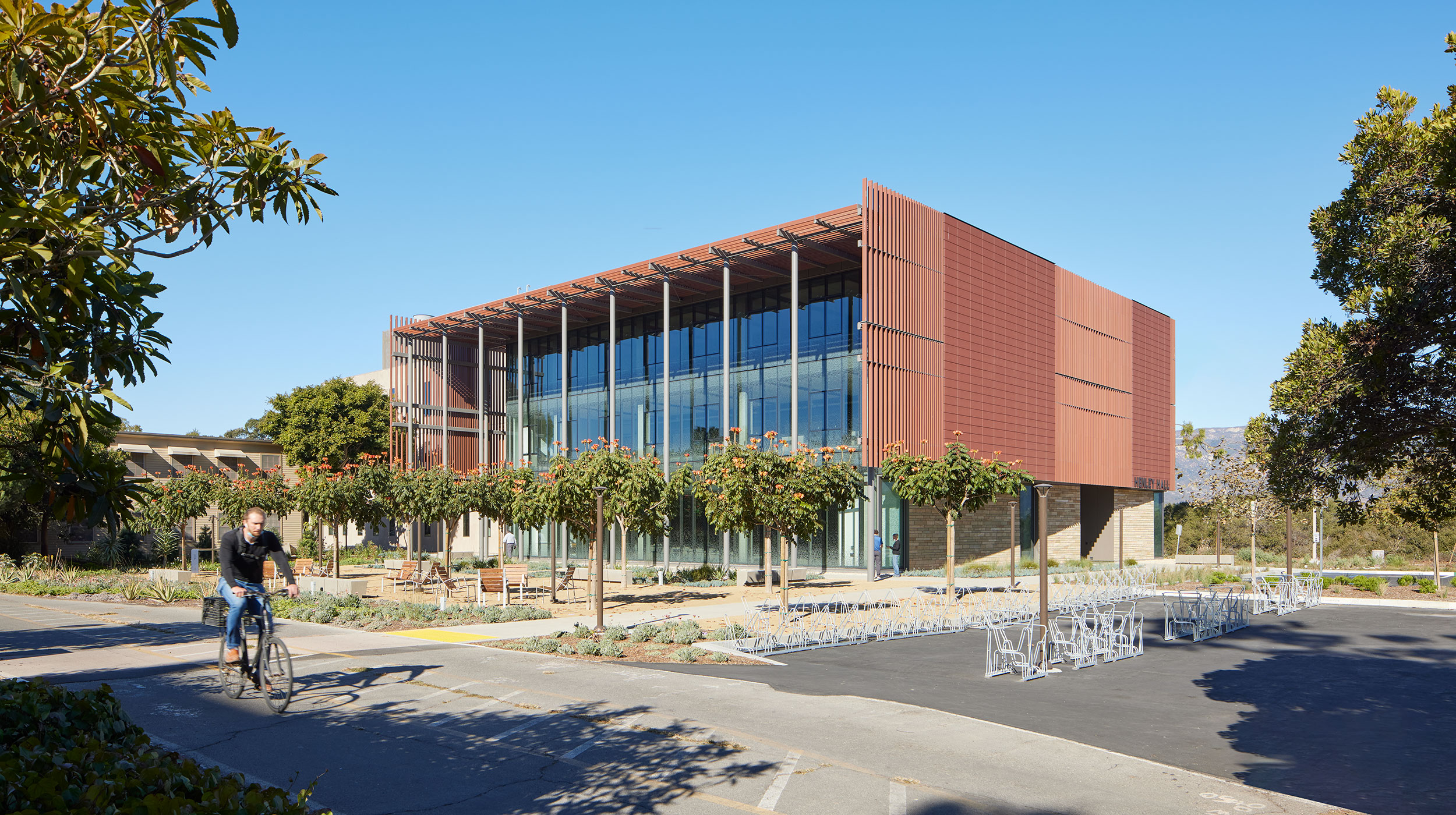 Henley Hall: Institute for Energy Efficiency