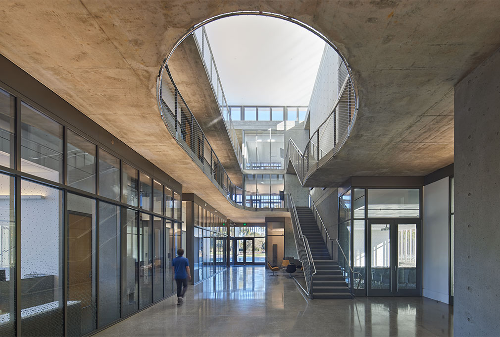 Henley Hall: Institute for Energy Efficiency