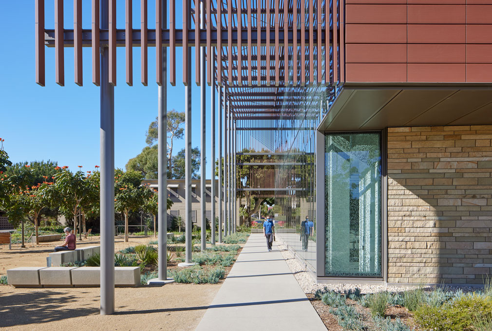 Henley Hall: Institute for Energy Efficiency