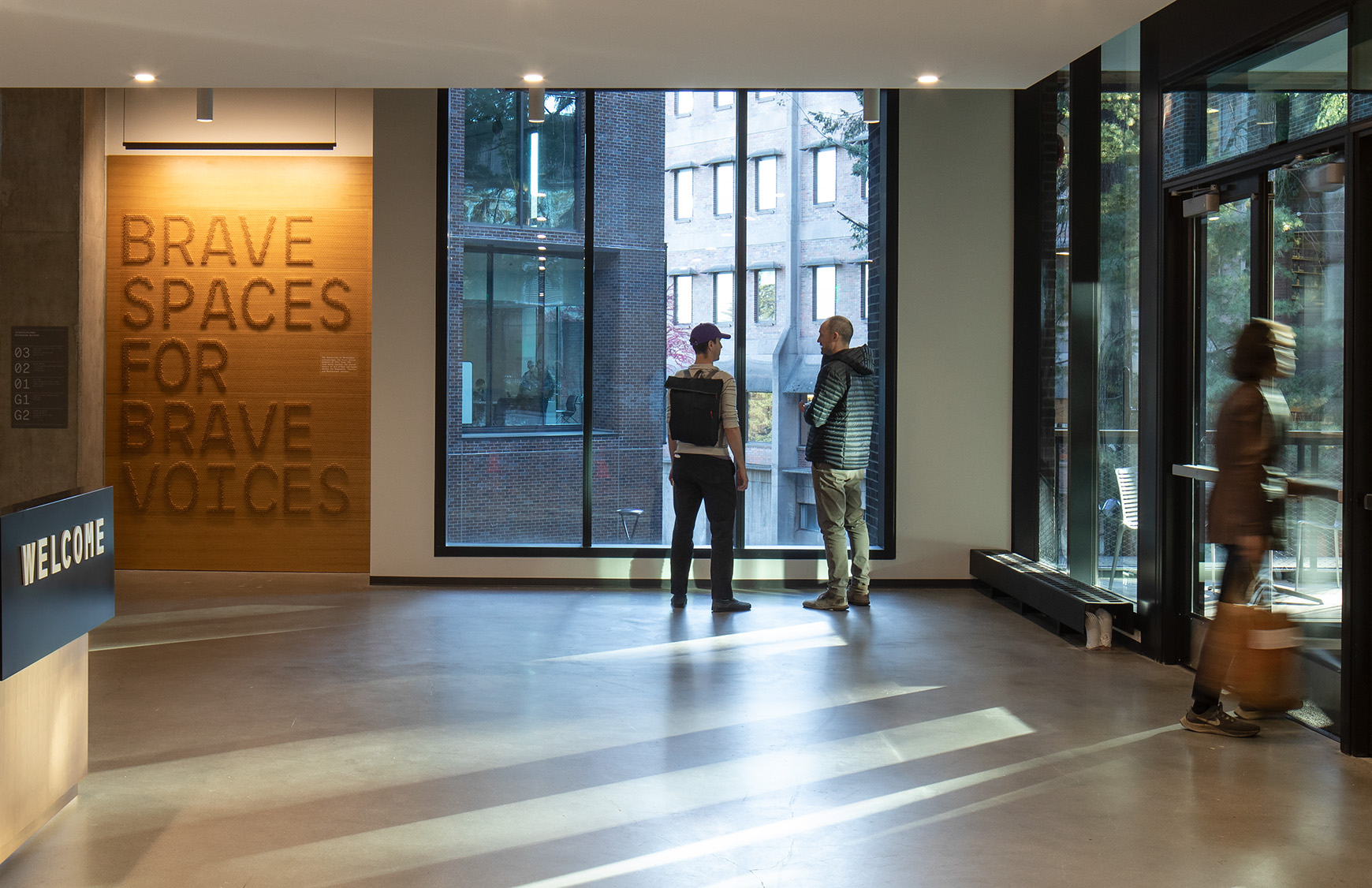 University of Washington Interdisciplinary Engineering Building interior Level 1 lobby