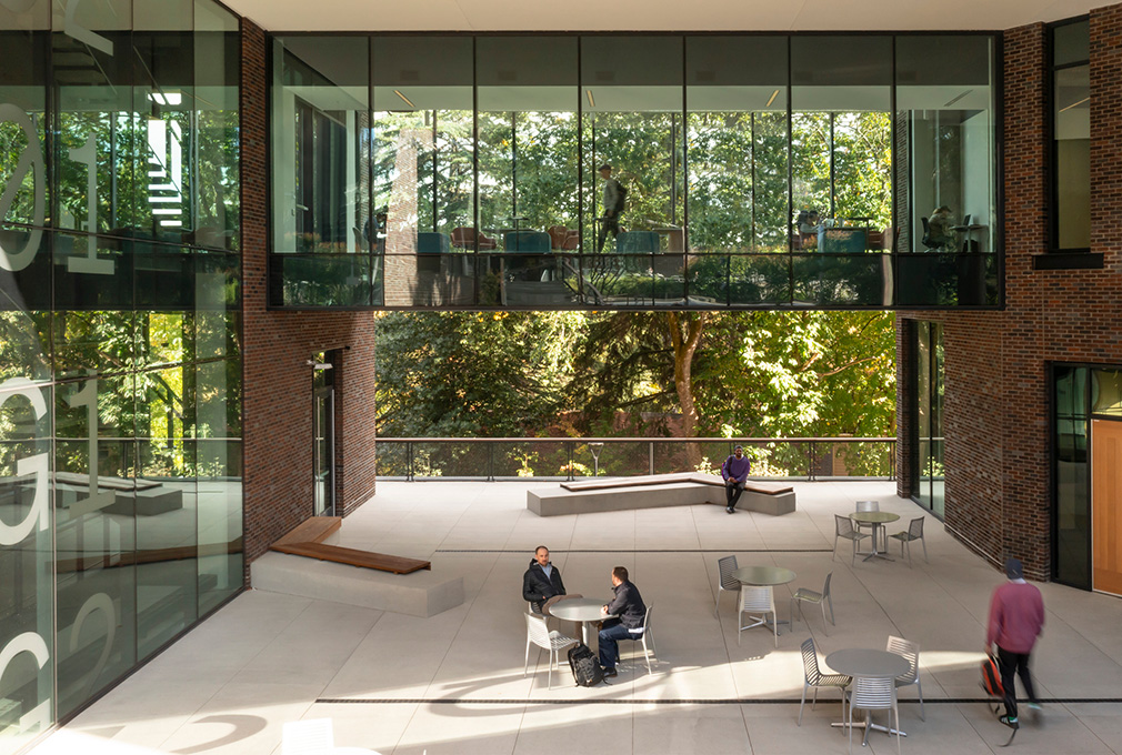 Interdisciplinary Engineering Building